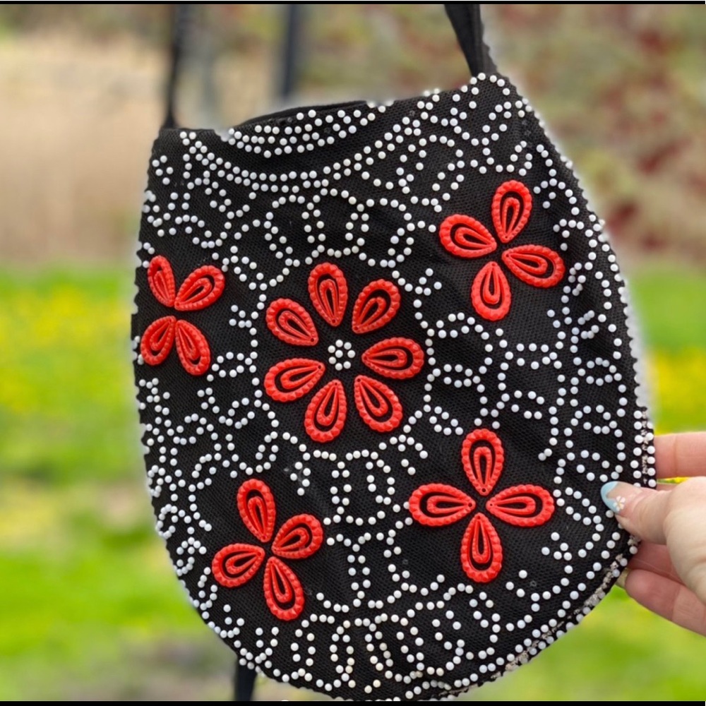 Vintage seed bead bag 🌼